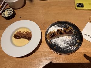 Pana cotta en clafoutis  at De Utrechter Stadsbrasserie en Bar in Utrecht
