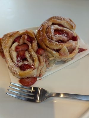 Erdbeer Schnecke at From Julia in Salzburg