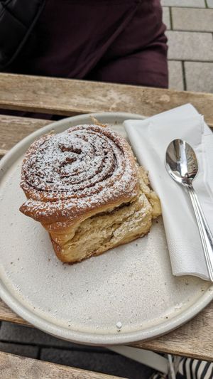 Cinnamon roll at From Julia in Salzburg