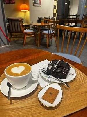  at Think Twice Coffee in Antwerpen