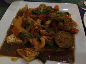 Oil-free vegetable curry with tofu at Bamboo Fire Cafe in Delray Beach