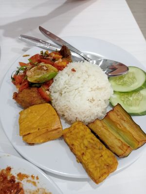 Dis at DEPOT GO VEGETARIAN in 