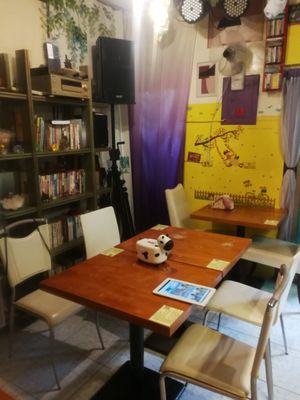 interior at Action Vege Cafe & Live Music - 黑炫蔬食音樂咖啡館 in New Taipei City