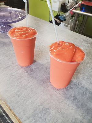 Starburst: Orange, Pineapple, strawberry, mango, carrot, agave at Chubby Vegan in Harleysville