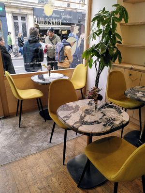 Eat-in tables at Giardino - Pop-Up in Paris