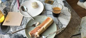 Marron au yuzu, pâtisserie rose et rhubarbe et expresso ! Un délice à savourer, ça fait du bien. at Giardino - Pop-Up in Paris