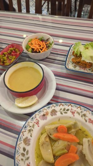 Super Linsen Suppe und Linsen Köfte at Avrasya Ev Yemekleri in Izmir