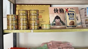 products  at Qing He Kitchen - 清荷小厨 in Leshan