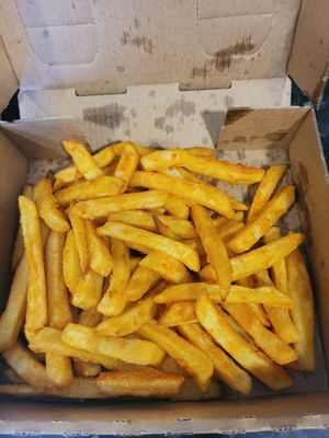 Fries at Pizza Hut in Newport