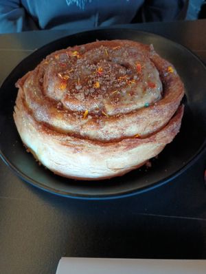 Giant cinnamon roll at 3 Howls Remedy House in Vancouver