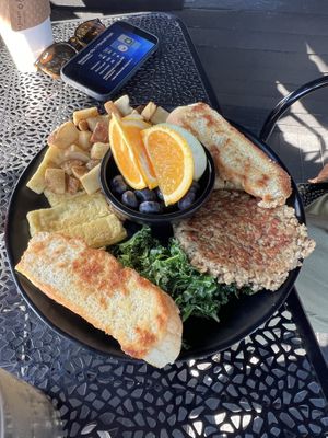   at 3 Howls Remedy House in Vancouver