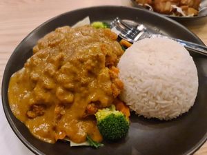 satay 'chicken' with rice at Aroy in Rolleston