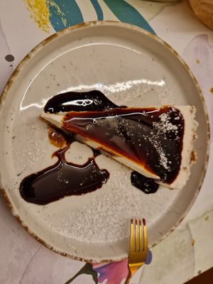 Cheese cake al caramello at Osteria L'Angolo Divino in Rimini