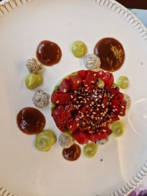 Tartare di finto tonno at Osteria L'Angolo Divino in Rimini