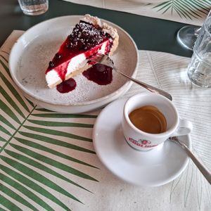 Vegan cheese cake at Osteria L'Angolo Divino in Rimini