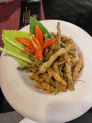 Frittierte Spirulina (besonders gut!)  at Tĩnh Garden Vegetarian in Hue