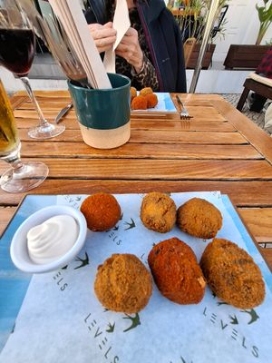 De kroketjes at Levels   in Carvoeiro