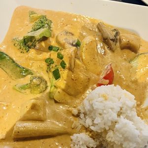 Red curry with mixed vegetables  at Saigon  Bangkok in Tonawanda