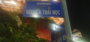 It's down a small street in between the 2 buildings in the photo, on Nguyen Thai Hok just a few metres up from Chu van An on the left. at Mingle Cafe in Hue
