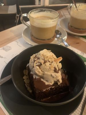 Brownie w/ice-cream at Zrno Bio Bistro in Zagreb