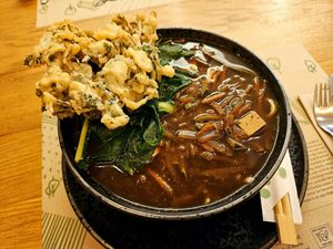 Udon noodle soup with vegetable tempura at Zrno Bio Bistro in Zagreb
