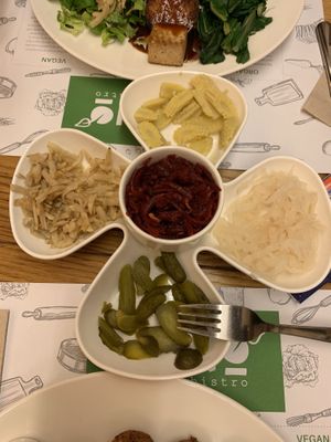 appetisers - ZRNO pickles plates  at Zrno Bio Bistro in Zagreb