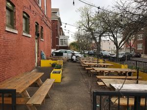 outside patio area at Lulu's Local Eatery in St Louis