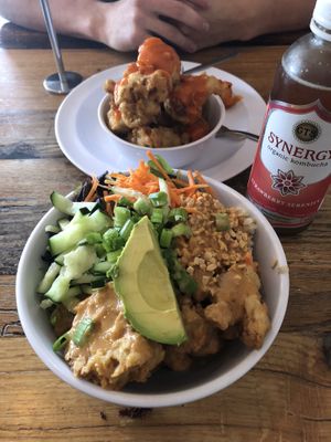 Spring roll bowl! & buffalo cauliflower bites  at Lulu's Local Eatery in St Louis