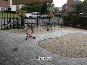 Tandem patio at Tandem Bagel Company in Easthampton