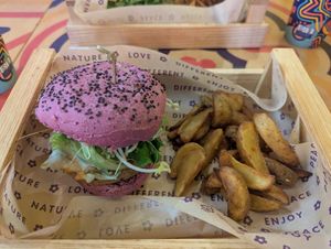  at Flower Burger in Padua