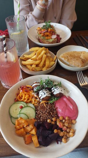avocado toast / falafel bowl / fries at Charlie's - Avram Iancu in Sibiu