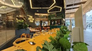  at VietSmith - Pacific Plaza in Central Singapore