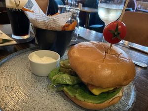 Avocado & Spinach burgerr   at Hickie's Bar in Kilkee