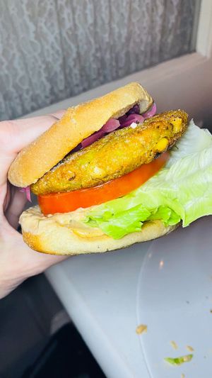 Vegan Veggie Burger at Disneyland - Carnation Cafe in Anaheim