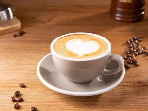 燕麦拿铁  at Ru Pure Vegan - 博华广场店 in Shanghai