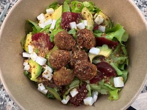  at Le Jardin Secret  in Antony