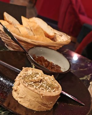 Shiitake mousse with onion confit at Speechless in Paris