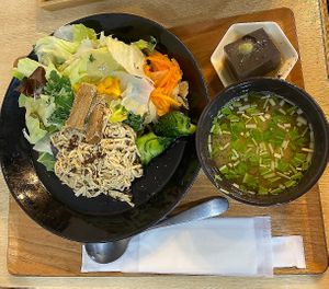 美味しかった。 at Komaki Shokudo in Tokyo