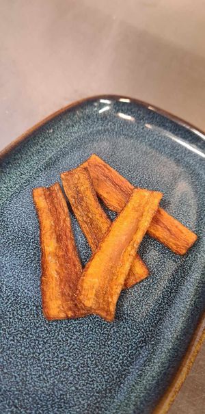 Vegan carrot bacon at Jeuthes in Norsjoe
