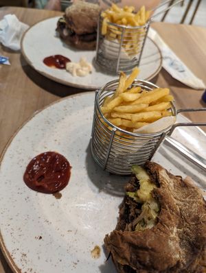 Hamburg de Shimeji at SEU VIDAL PADARIA in Sao Paulo