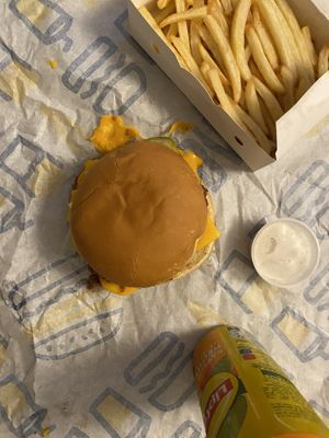 Menu Double Vegecheese  at Vegedal in Amiens