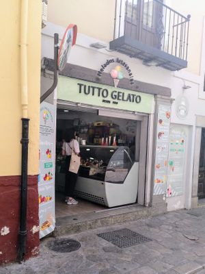 Entrance  at Heladeria Tutto Gelato II in Granada