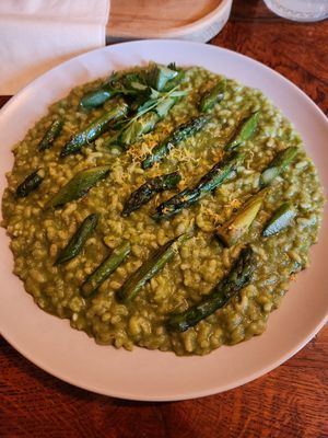 asparagus risotto at Piccola Cafe in Ljubljana