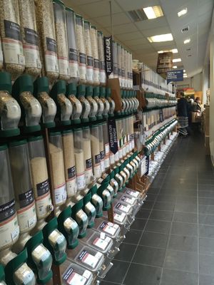 En vrac at Le Retour a la Terre Rive Droite in Paris