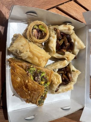   at Taqsim Patisserie  in Cologne