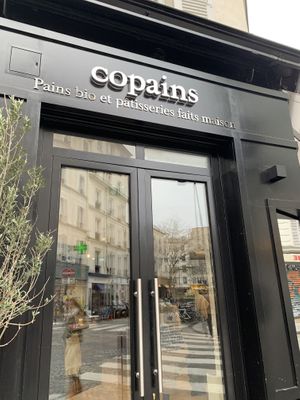 Entrance  at Copains - Batignolles in Paris