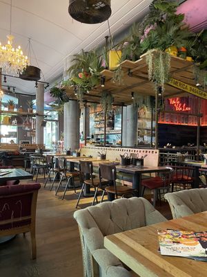 Restaurant inside  at Enchilada in Cologne