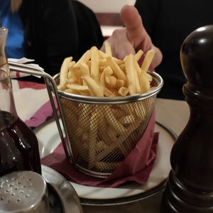 Chips at Zur Sonne in Lana