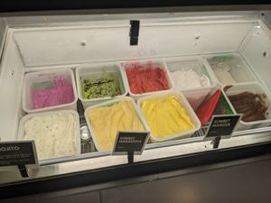 Lots of vegan choices, fun flavors at Oh! 3 Singes in Laval