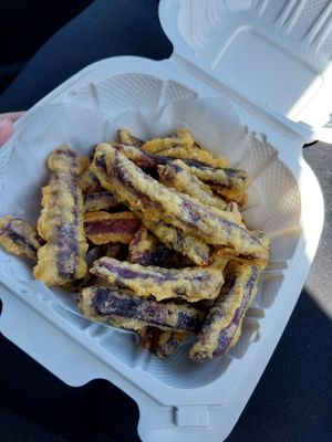 VCC 2025: ube fries at The Poke Shack in Champaign